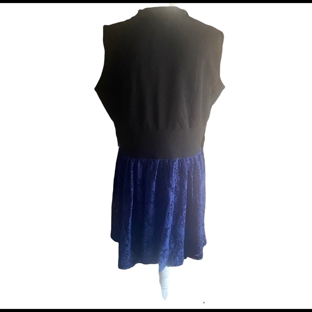 NWT-ASOS CURVE-LACE DRESS - Picture 5 of 9